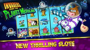 Filipino player enjoying 30 ph sports and casino games on mobile